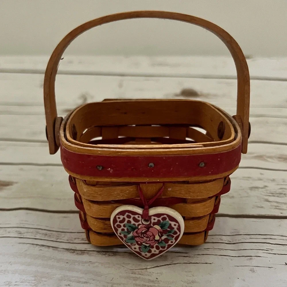 Longaberger Basket Red Natural Woven Heart Charm 1999 Mini Small